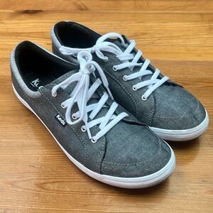 KEDS Womens size 9.5 Sneakers Casual low flats gray fabric